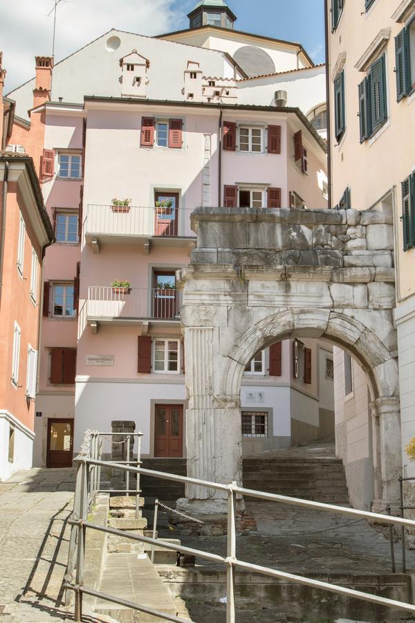 Hotel All'Arco Trieste Exterior photo